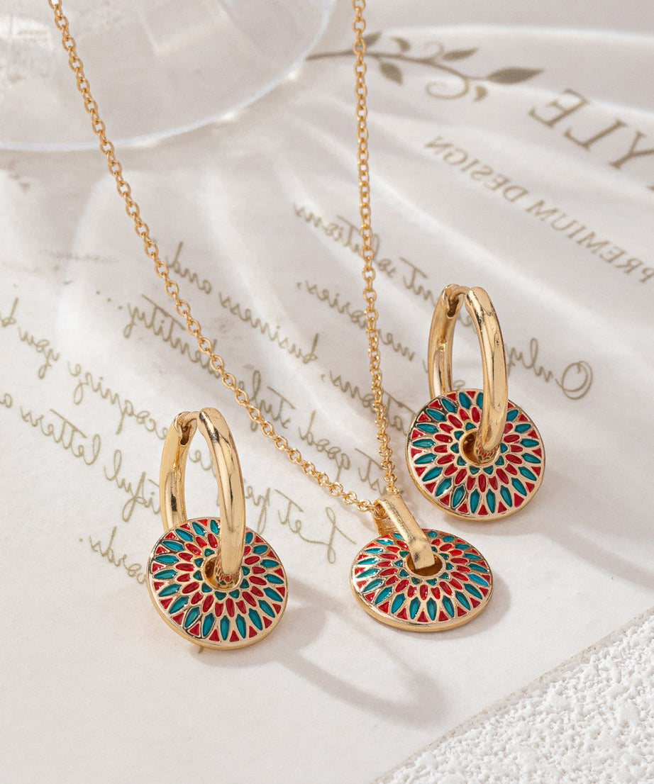 Fashionable Round Set