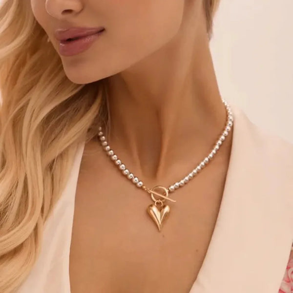 Boho Heart Pendant Necklace 2025 Simple Imitation Pearl Round Bead Irregular String Style Girl Fashion Charm Jewelry