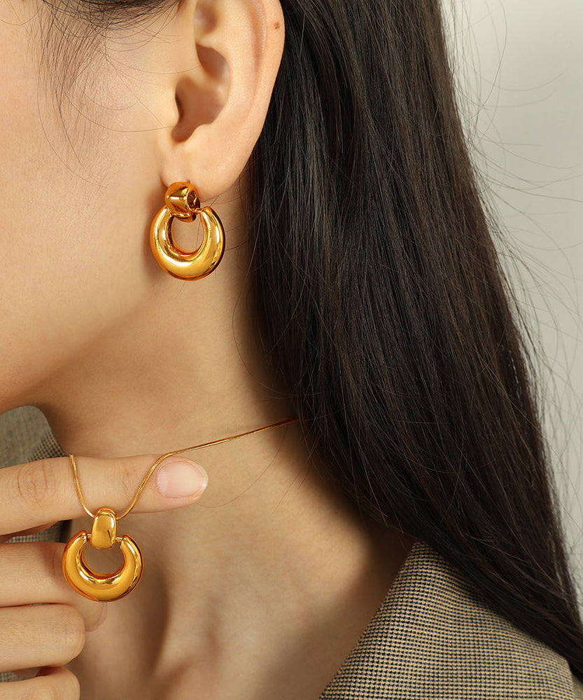 Retro High-end Earrings Set